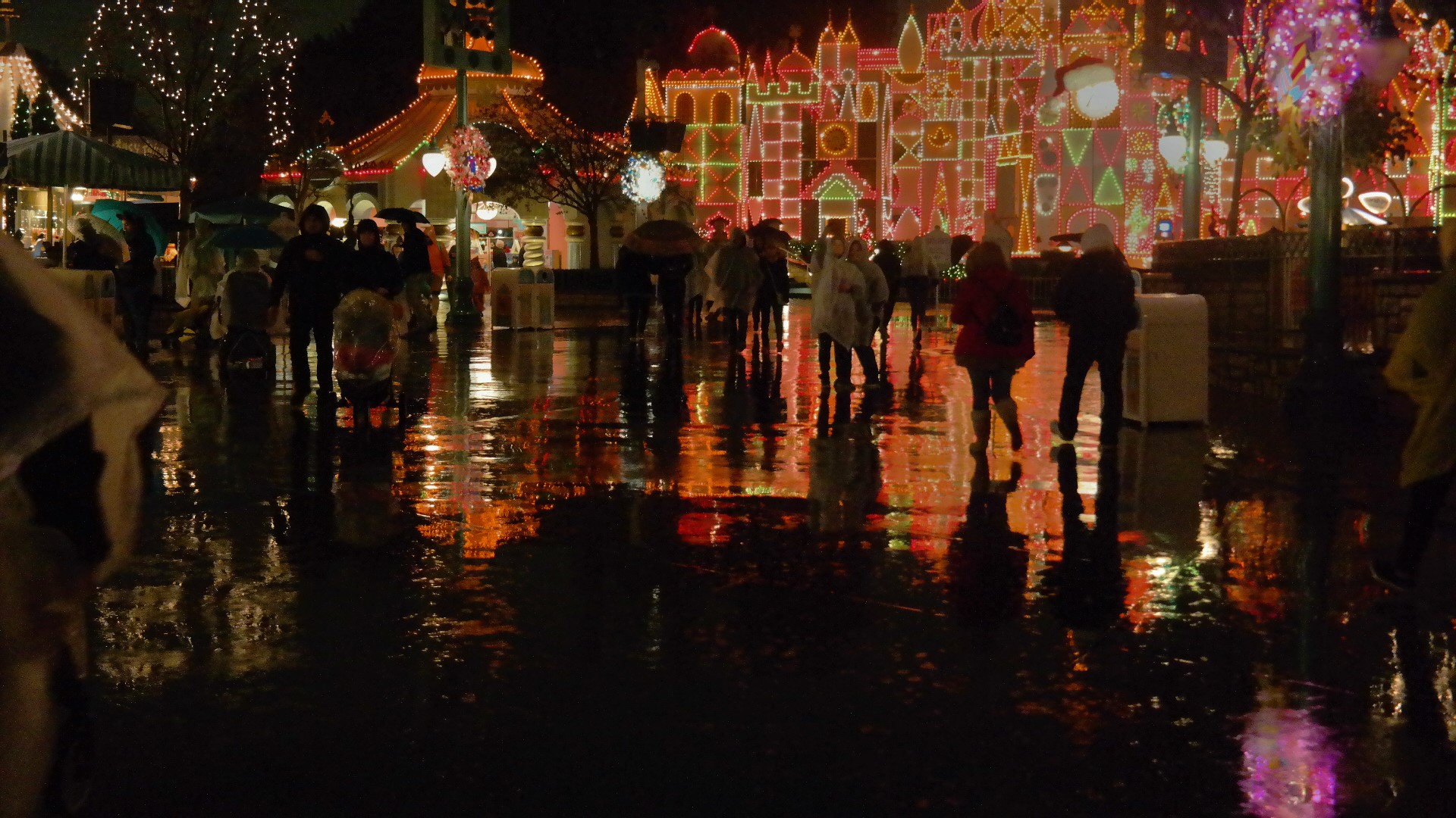 , Disneyland Resort Photo Update:  Get Your Beers On