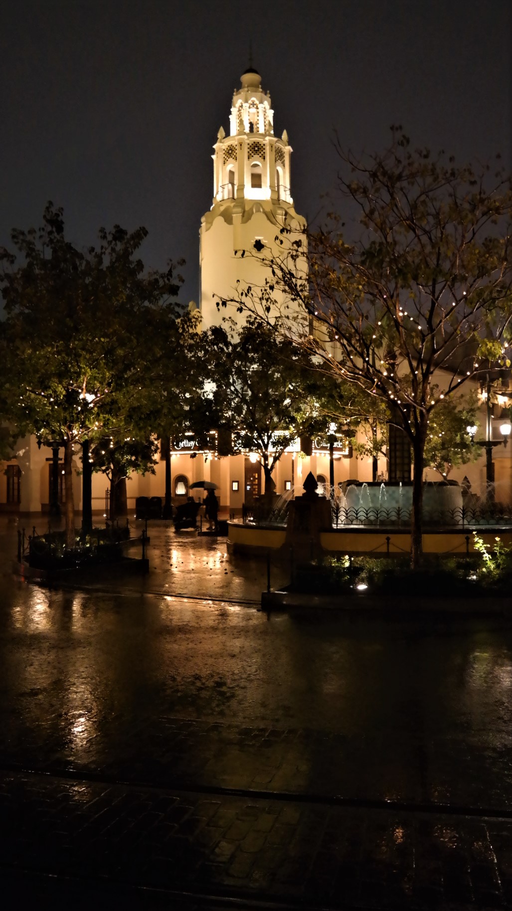 , Disneyland Resort Photo Update: Get Your Beers On