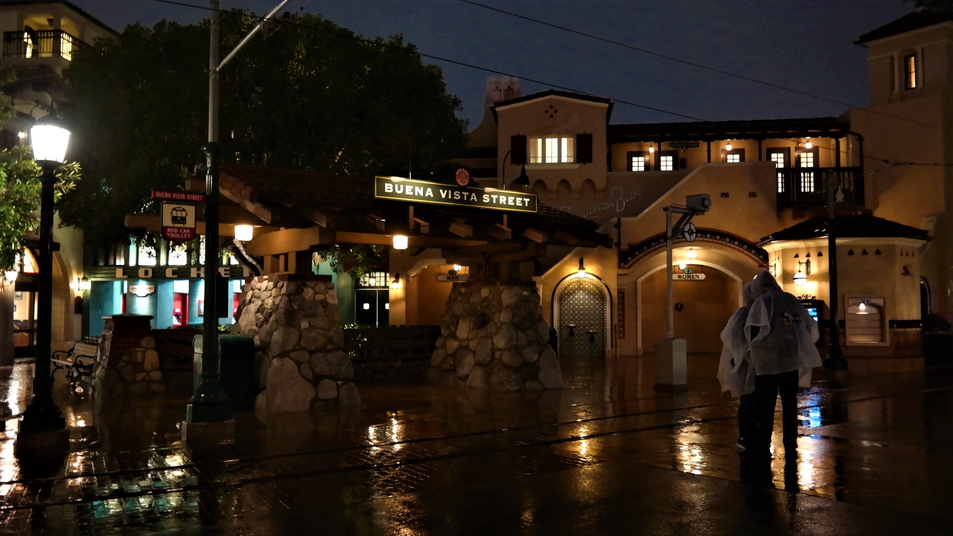 , Disneyland Resort Photo Update: Get Your Beers On