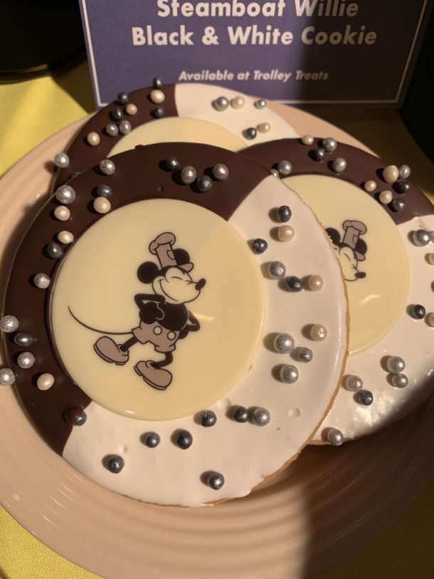 Get Your Ears On, Disneyland – Get Your Ears On – Food, Fireworks, & Fun