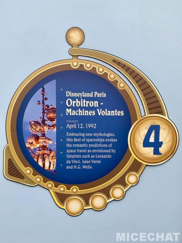 , Disneyland Photo Update: Mickey is Getting His Ears On