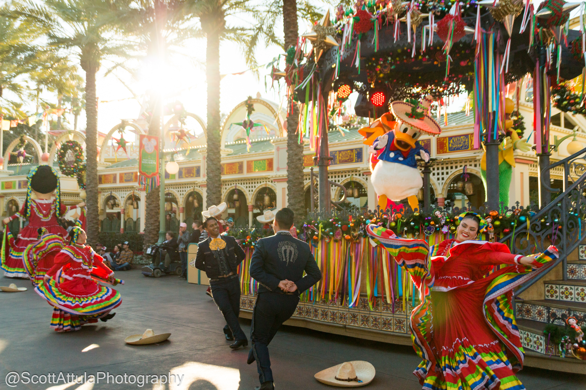 , Disneyland Update – Santa Priced Out of Disneyland