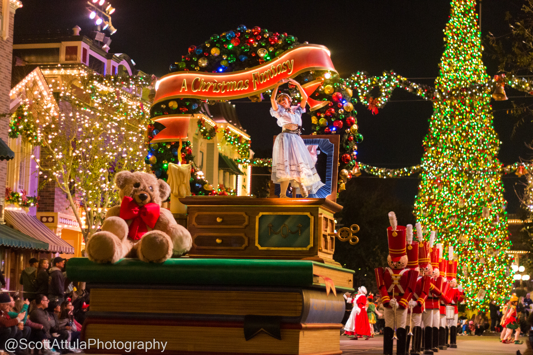 , Disneyland Update – Santa Priced Out of Disneyland