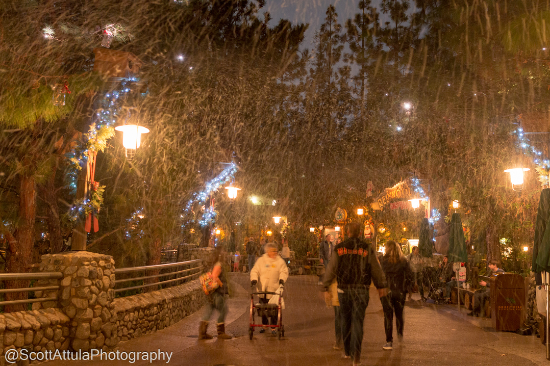 , Disneyland Update – Santa Priced Out of Disneyland