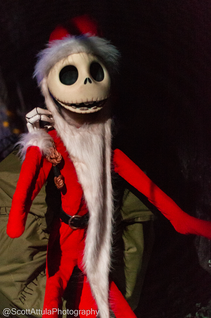 , Disneyland Update – Santa Priced Out of Disneyland