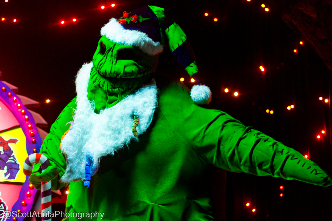 , Disneyland Update – Santa Priced Out of Disneyland