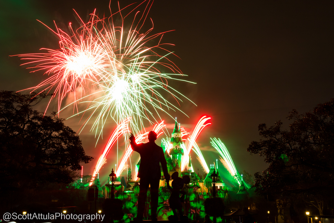 , Disneyland Update – Santa Priced Out of Disneyland