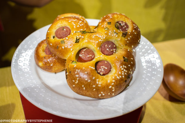 Lunar New Year, Disneyland Update: It&rsquo;s Lunar New Year at the Disneyland Resort