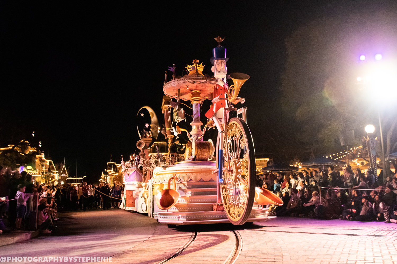 Lunar New Year, Disneyland Update: It’s Lunar New Year at the Disneyland Resort