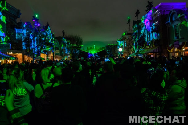 mix magic, Disneyland Update – Rainy Days and New Magic