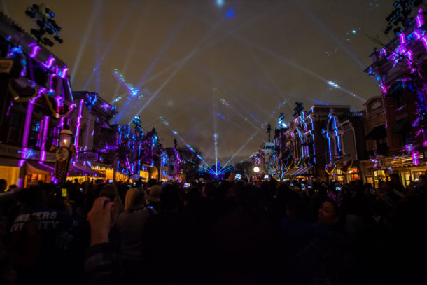 mix magic, Disneyland Update – Rainy Days and New Magic