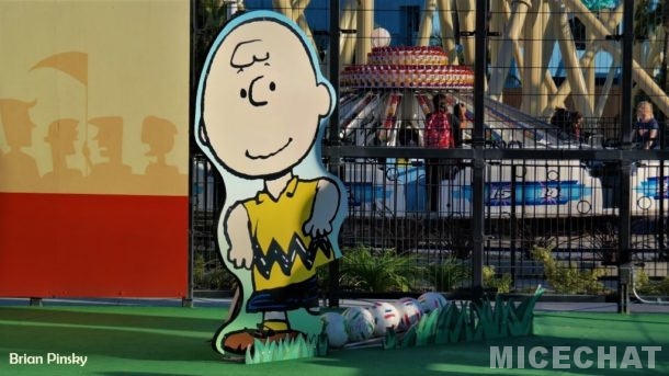 , Down on the Farm with Charlie Brown and the Peanuts