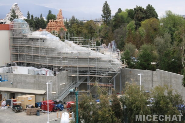 Rainy Days and Mondays, Disneyland Update: Rainy Days and Mondays