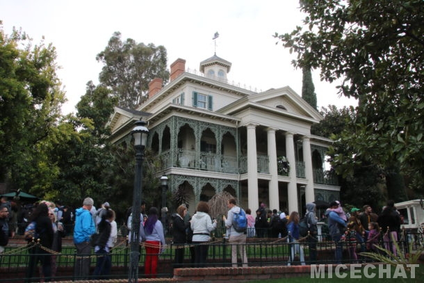 Rainy Days and Mondays, Disneyland Update: Rainy Days and Mondays