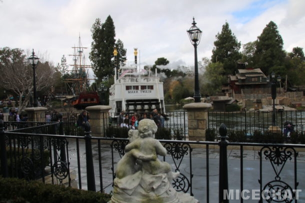 Rainy Days and Mondays, Disneyland Update: Rainy Days and Mondays