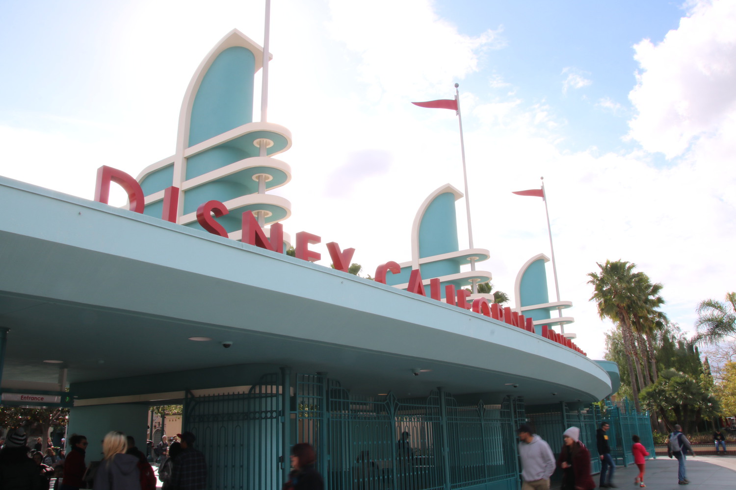 , Disneyland Resort Update – Mickey, Food, and Color