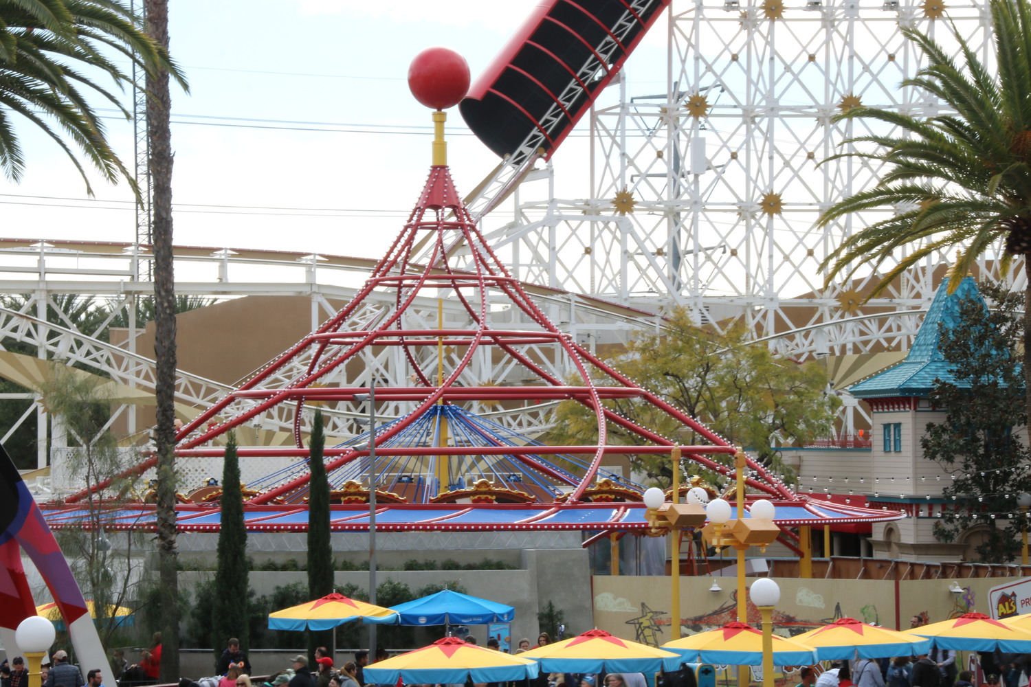 , Disneyland Resort Update – Mickey, Food, and Color