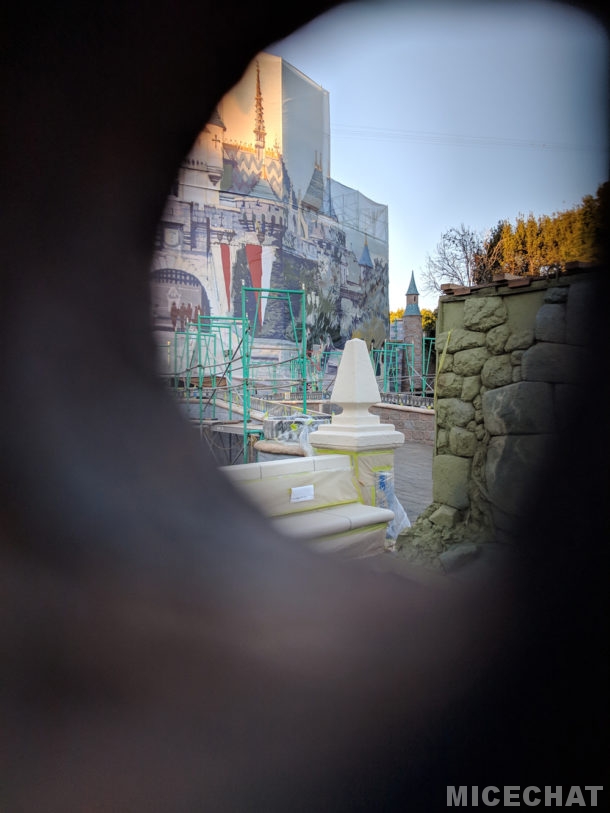 MiceChat Gumball Rally, Disneyland Update: Drenched Gumballs and Scrim Covered Castle