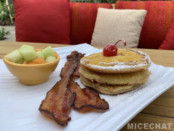 , Disneyland Resort Update – Mickey, Food, and Color