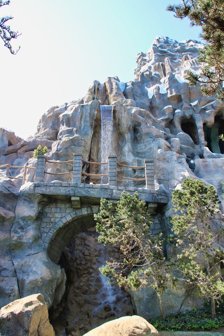 Disneyland Dumbo, Disneyland News Update: Jessie Spins, Dumbo Soars and the Heat Begins to Rise