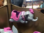 Dumbo-attraction-magnet