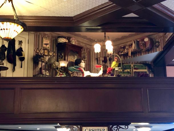 themed shops, The Best Themed Shops of the Disneyland Resort
