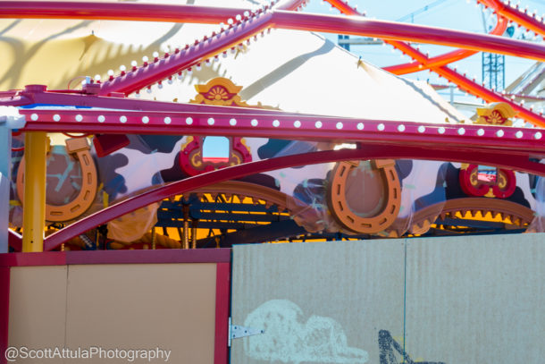 Disneyland Spring Break, Disneyland Resort Spring Update – Fox in the Mouse House