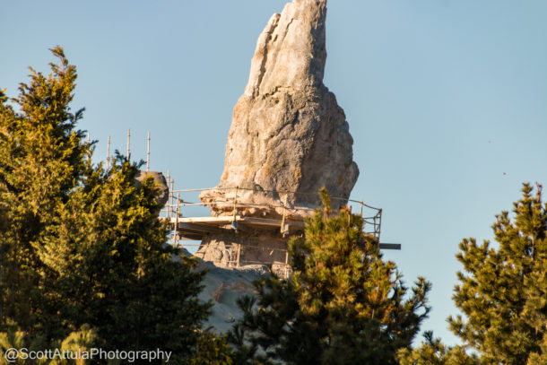 Disneyland Castle, Disneyland Update &#8211; Castle Metamorphosis and Star Wars Outcroppings