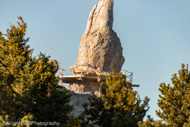 Disneyland Castle, Disneyland Update – Castle Metamorphosis and Star Wars Outcroppings