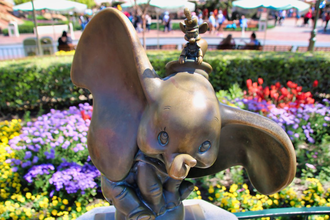 Disneyland Dumbo, Disneyland News Update: Jessie Spins, Dumbo Soars and the Heat Begins to Rise