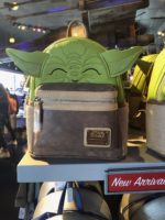 Star-wars-Yoda-loungefly-backpack