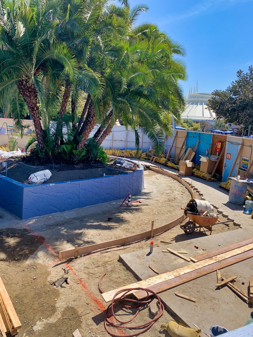 , Disneyland Update – New Star Wars Details, Stardust Expands, Springtime in the Parks
