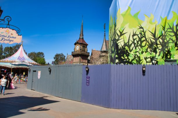 Disneyland Dumbo, Disneyland News Update: Jessie Spins, Dumbo Soars and the Heat Begins to Rise