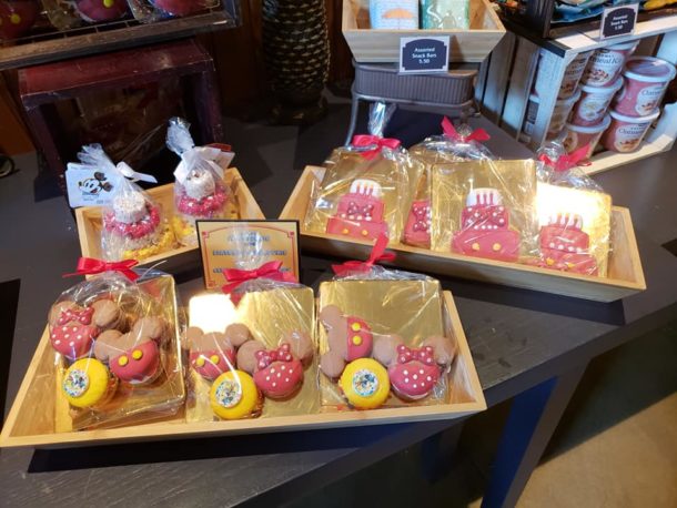 Disneyland Spring Break, Disneyland Resort Spring Update – Fox in the Mouse House