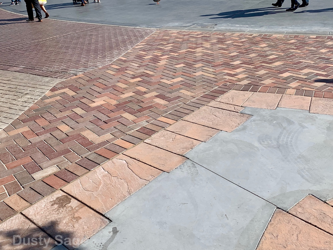 , Disneyland Update – It’s a Wall World