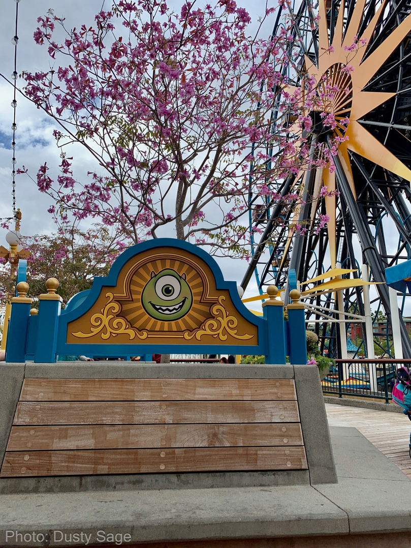 , Disneyland Update – Sign of the Times