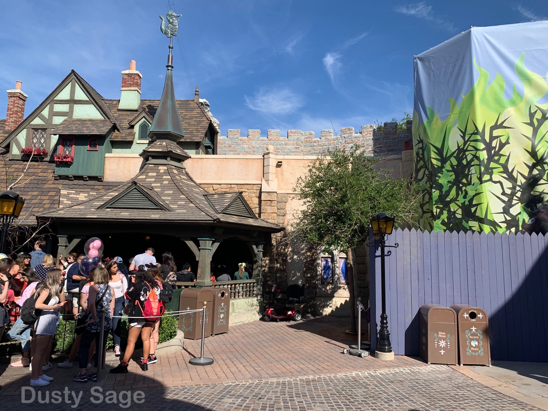 , Disneyland Update – It’s a Wall World