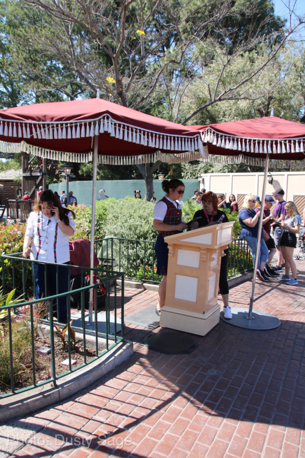 , Disneyland Update &#8211; Sign of the Times