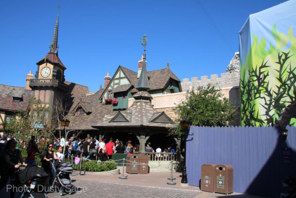 , Disneyland Update &#8211; Sign of the Times