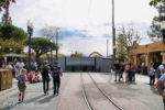 Disneyland-Marvel-Land-Walls