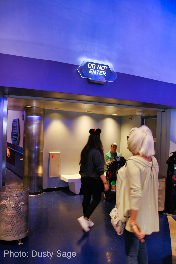 , Disneyland Update – New Star Wars Details, Stardust Expands, Springtime in the Parks