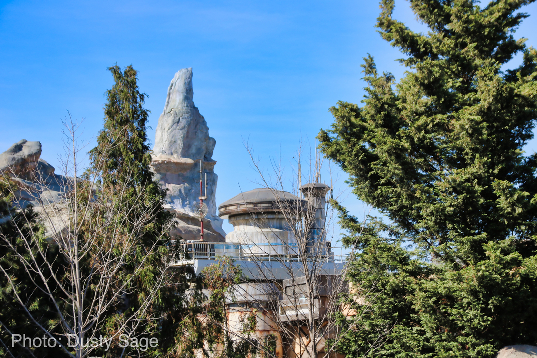 , Disneyland Update &#8211; It&#8217;s a Wall World