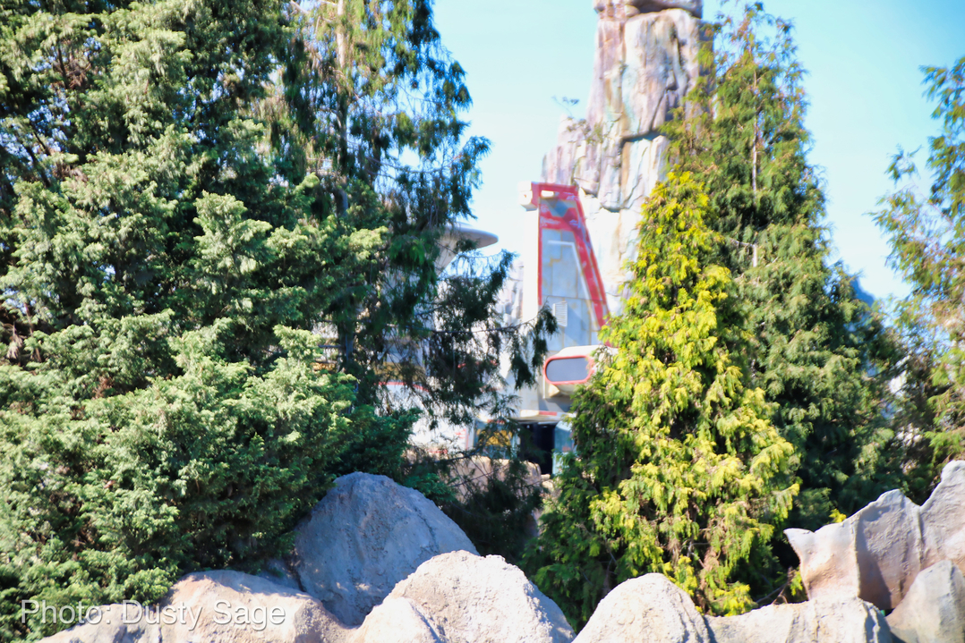 , Disneyland Update &#8211; New Star Wars Details, Stardust Expands, Springtime in the Parks