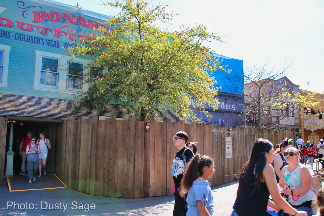 , Disneyland Update &#8211; New Star Wars Details, Stardust Expands, Springtime in the Parks