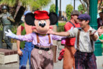 Disneyland-Trolly-Boys-Mickey-Banner