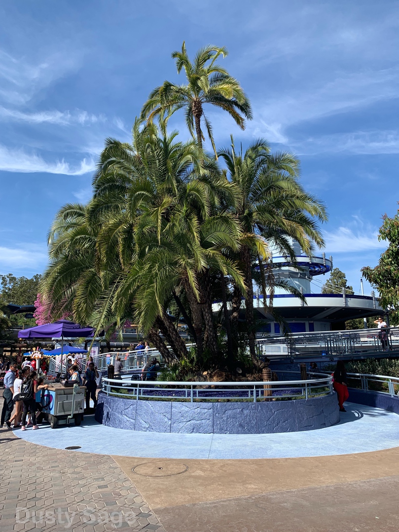 , Disneyland Update – It’s a Wall World