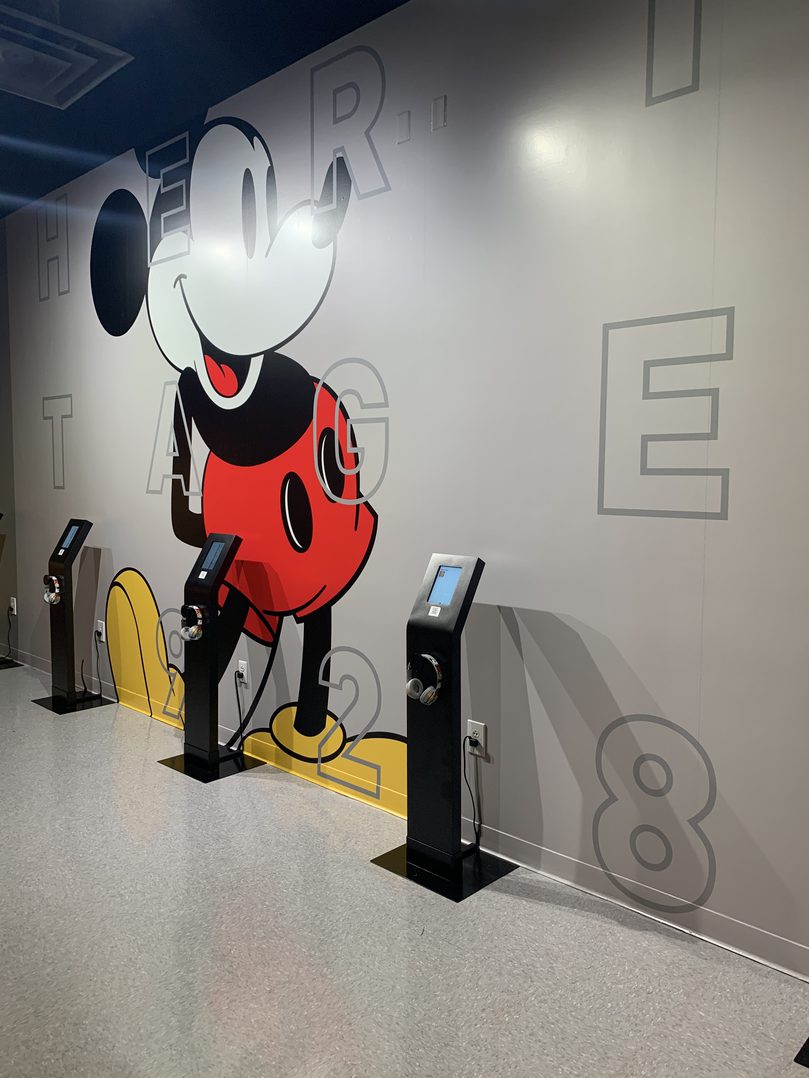 Pop-Up Disney, Snap to it at Pop-Up Disney! A Mickey Celebration