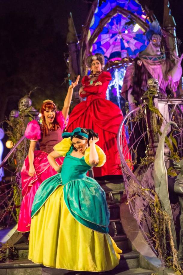 , Disneyland Resort Update: New Boo & Electric Too
