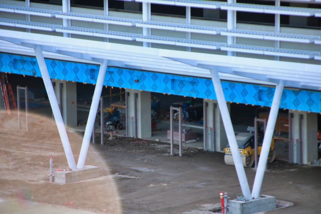 , Disneyland Update – It’s a Wall World