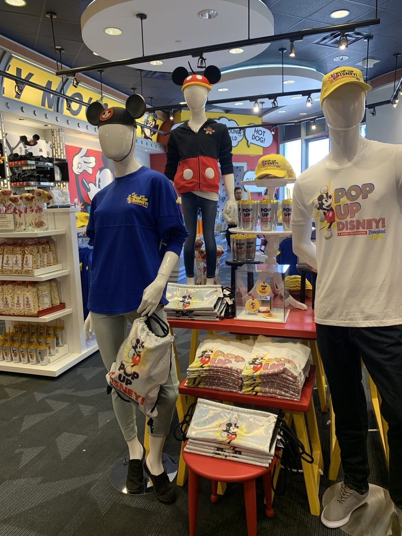 Pop-Up Disney, Snap to it at Pop-Up Disney! A Mickey Celebration